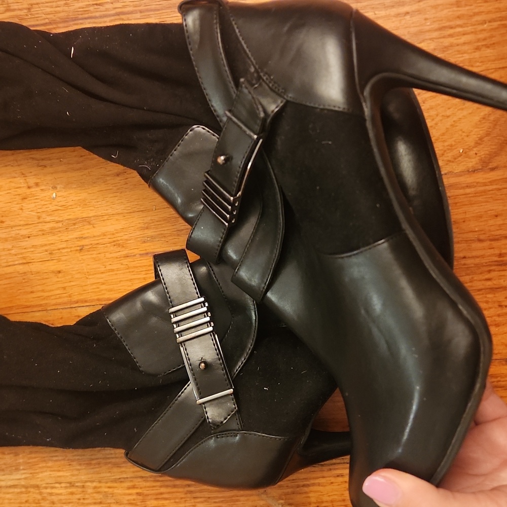 Bar Booties - image 4